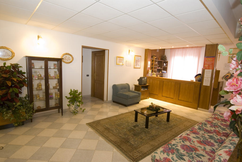 Hotel Il Quadrifoglio Кашія Екстер'єр фото