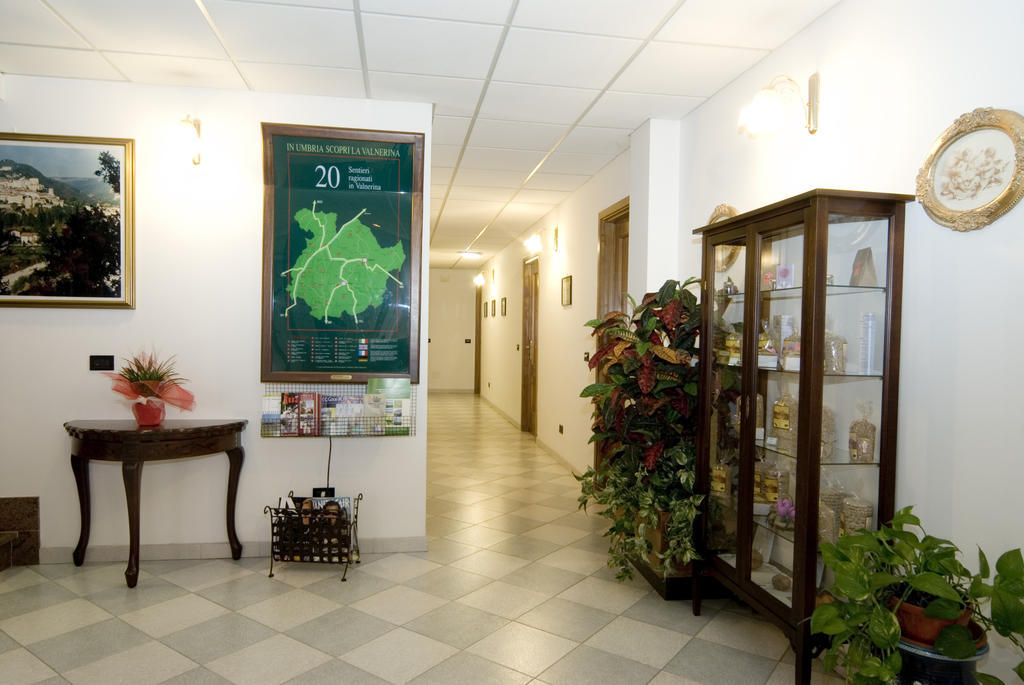 Hotel Il Quadrifoglio Кашія Екстер'єр фото